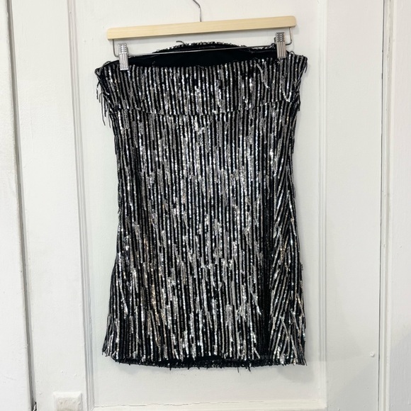 Silence + Noise Womens Black & Silver Sequins Fringe Strapless Mini Dress,Size L - Picture 6 of 14